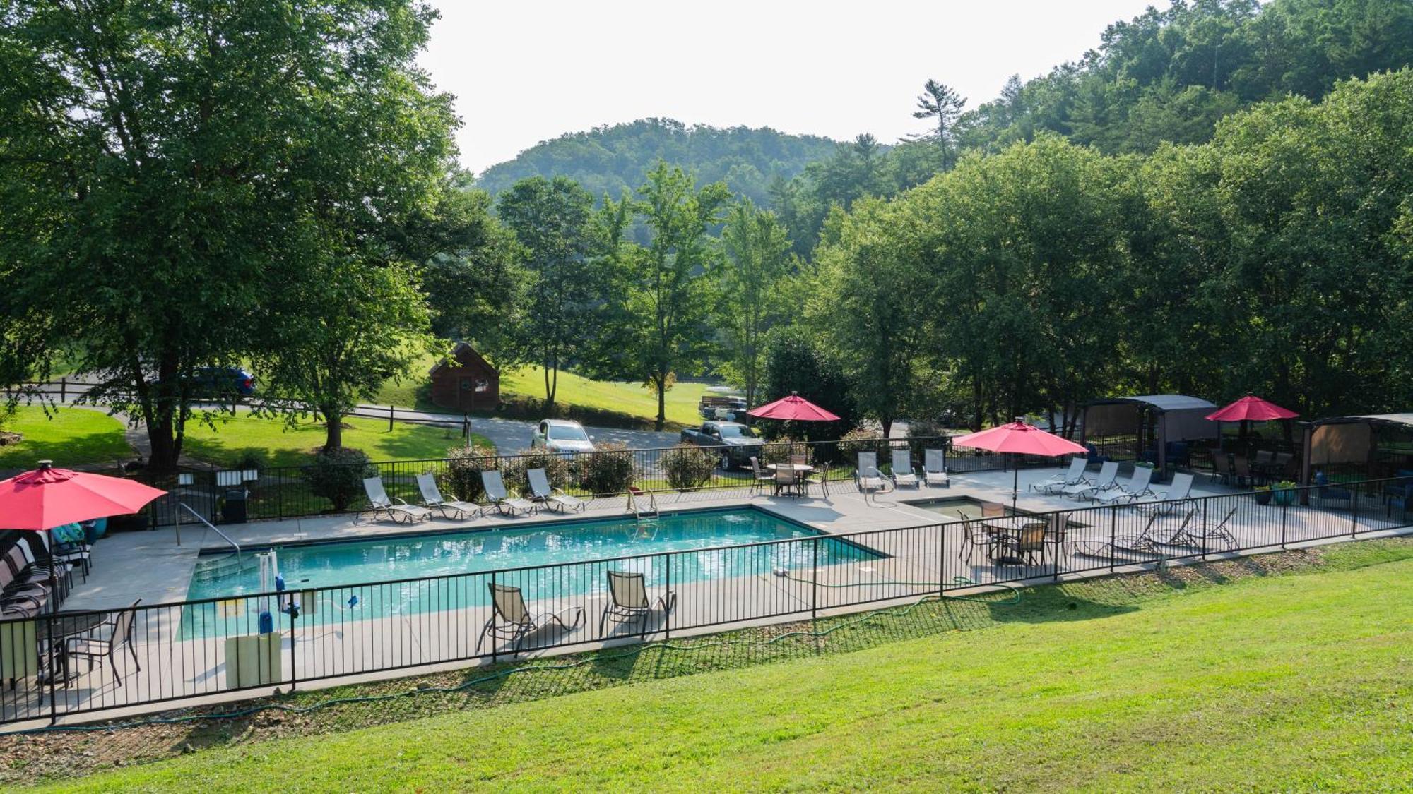 Yoli Bear Hideaway Villa Sevierville Exterior photo
